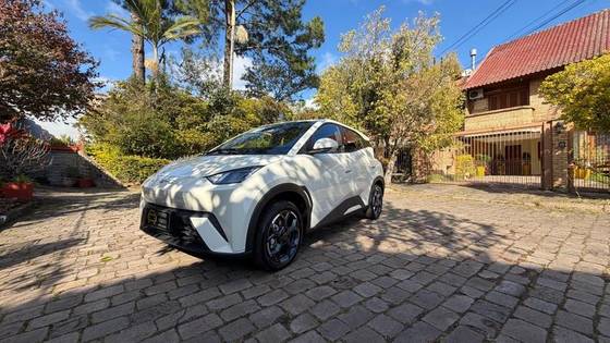 BYD DOLPHIN 44,9 KW ELÉTRICO GS BYD DOLPHIN 44,9 KW ELÉTRICO GS